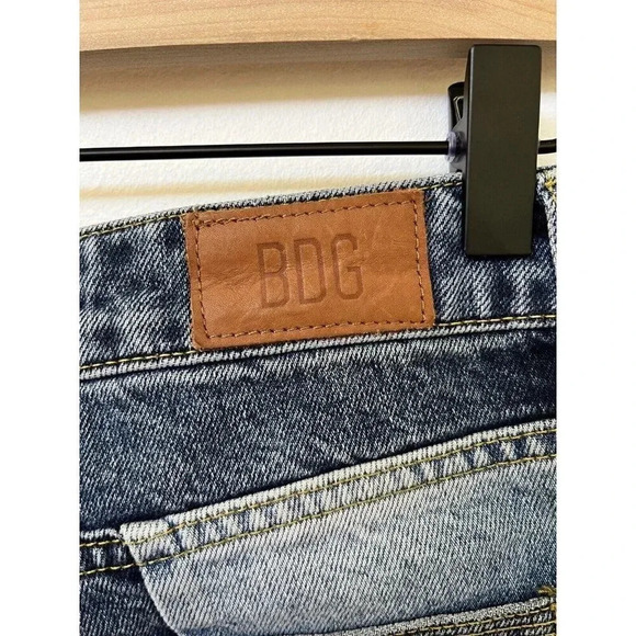 BDG Jessye Spliced Two Tone Distressed Button Fly Slim Straight Jeans 28 - Picture 12 of 15